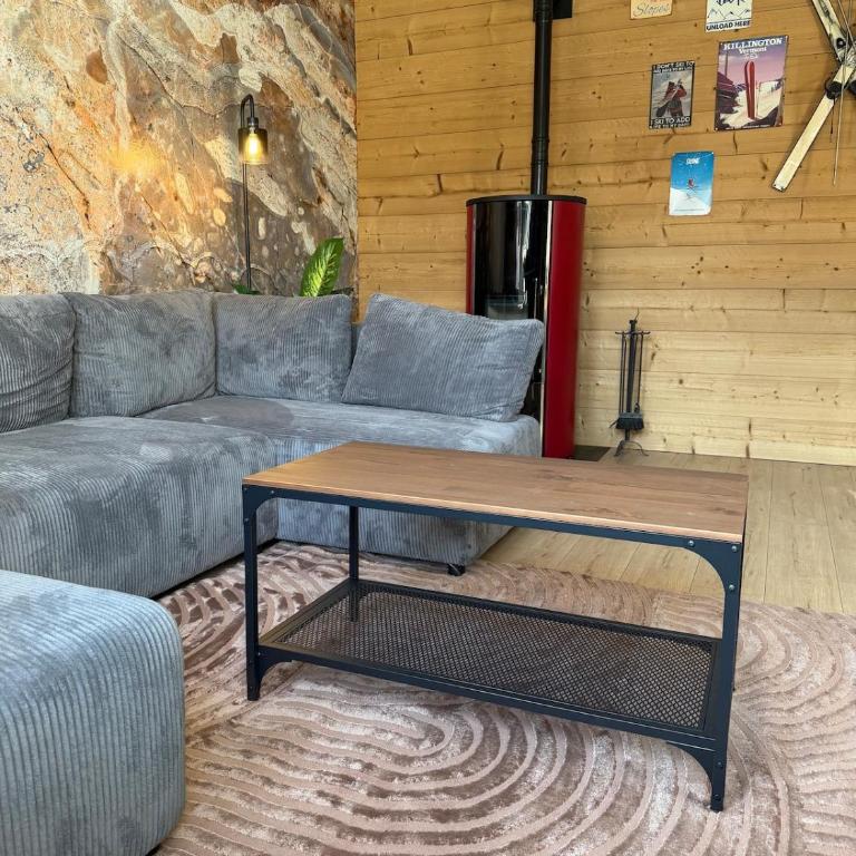Gîte pour 8 - 10 personnes avec spa privatif - Maison 4 Chambres - 16