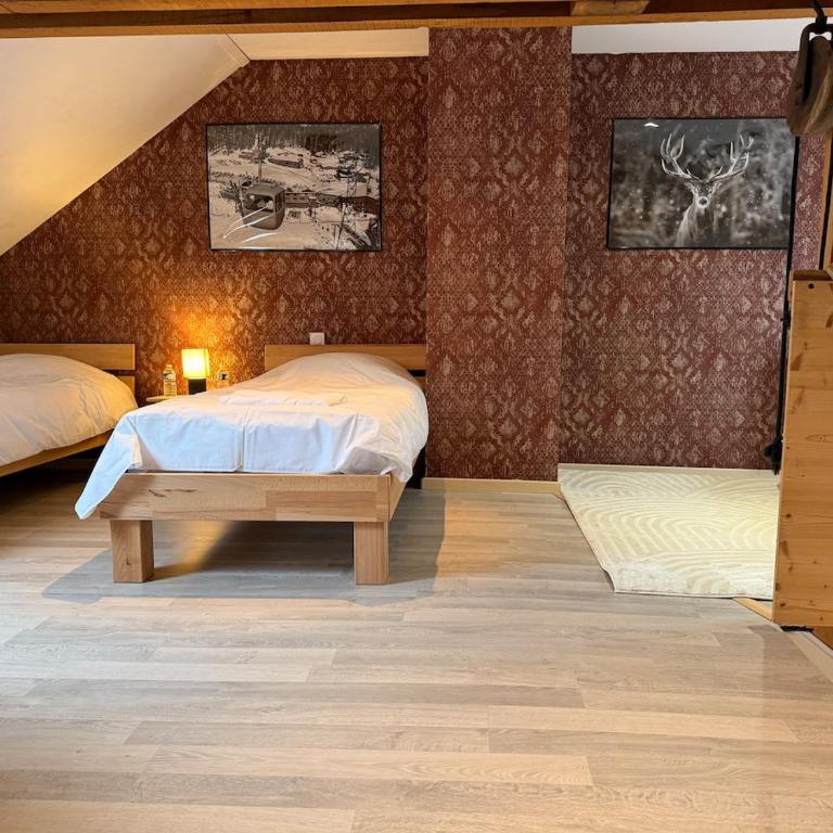 Gîte pour 8 - 10 personnes avec spa privatif - Maison 4 Chambres - 38