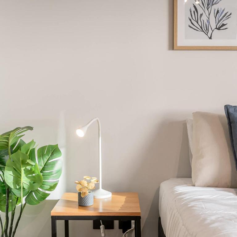 Chic Retreat in Nunoa Perfect Studio for 2 - Apartment - 6