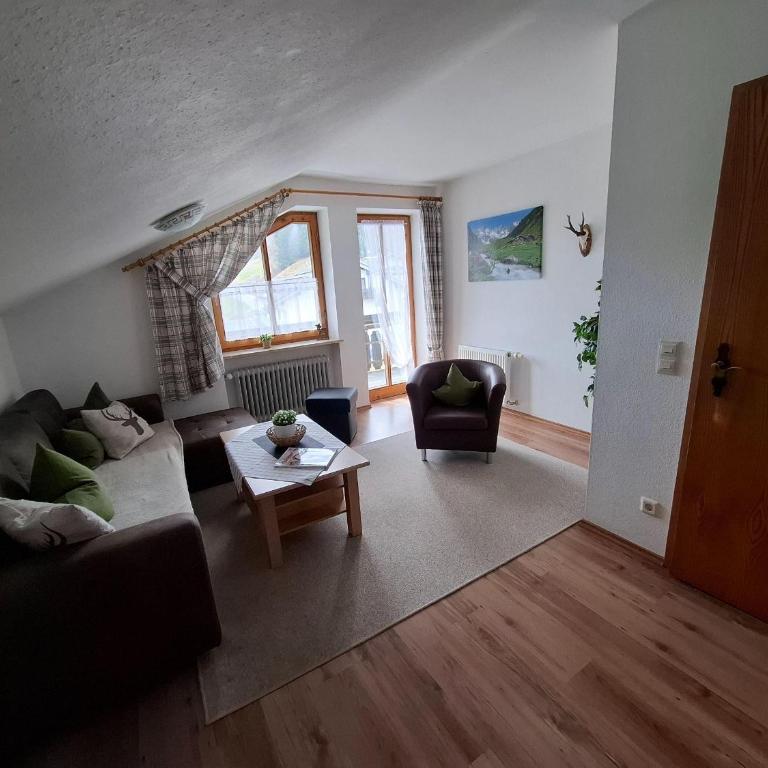 Ferienhof Kühberg mit schönstem Panoramablick - Apartment mit 3 Schlafzimmern und Balkon - 2