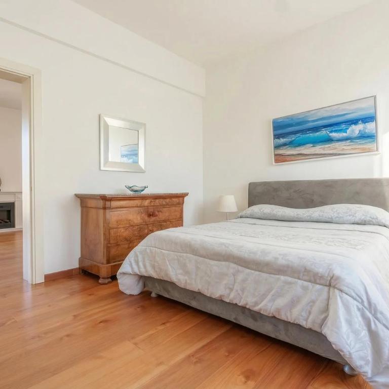 Villa Bianca a few steps by the sea with exclusive garden & jacuzzi - Apartment - 8