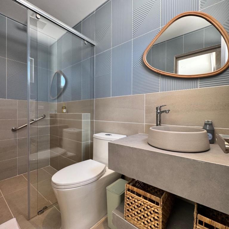 Apartahotel Manantial SAI - Habitación Cuádruple con baño privado - 9