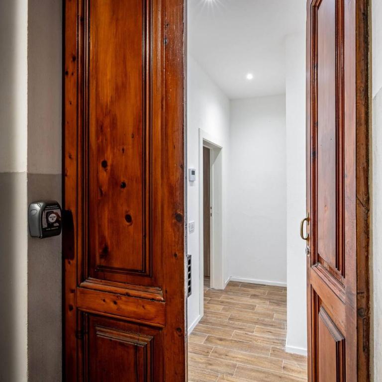 YD elegant apt with garden - Two-Bedroom Apartment - 7