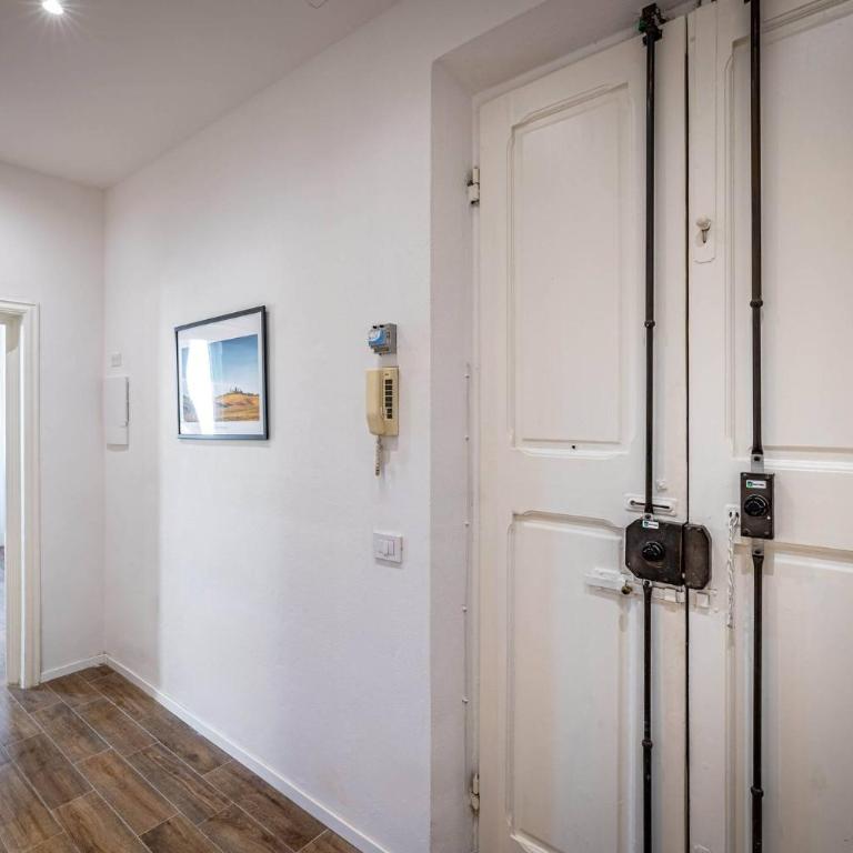 YD elegant apt with garden - Two-Bedroom Apartment - 8