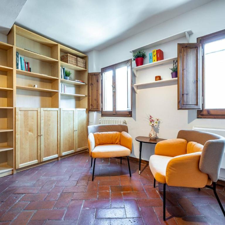 Roommo Viola - Appartamento con 2 Camere da Letto - 2