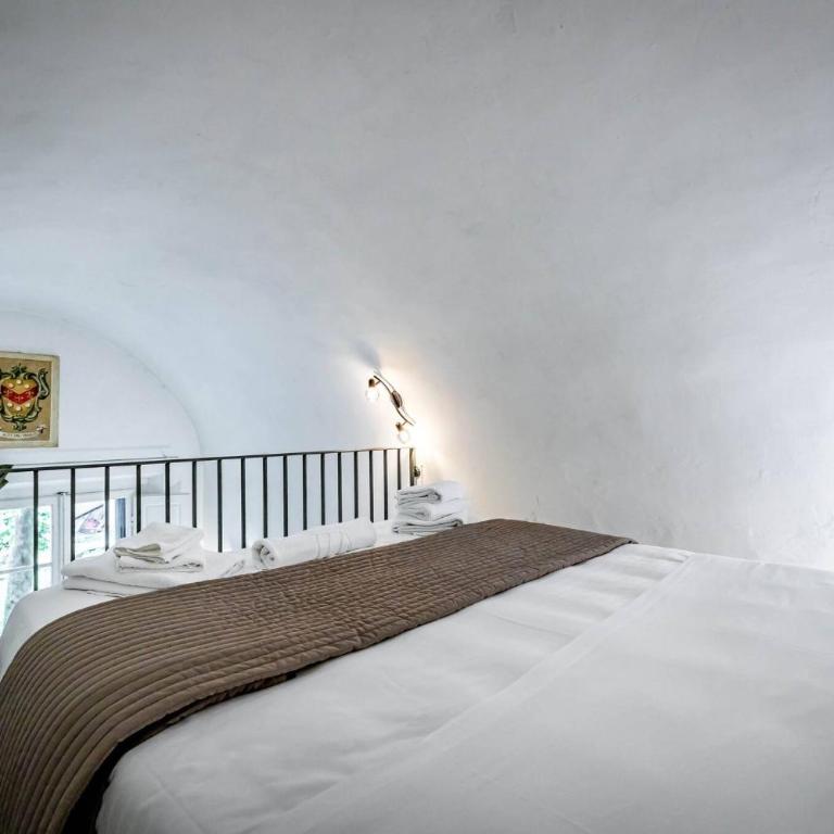 Roommo Pergola - Monolocale su 2 Livelli - 2
