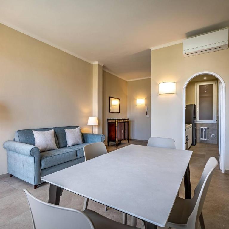 YD balcony on Pontevecchio view - Appartamento con 2 Camere da Letto - 11