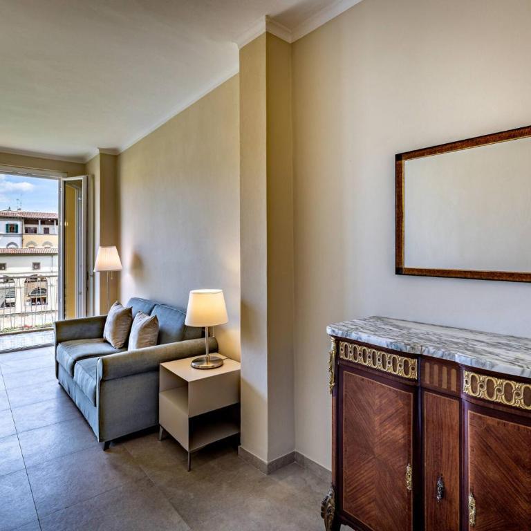 YD balcony on Pontevecchio view - Appartamento con 2 Camere da Letto - 18