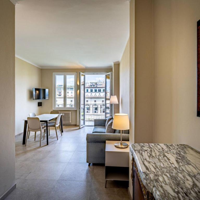 YD balcony on Pontevecchio view - Appartamento con 2 Camere da Letto - 42