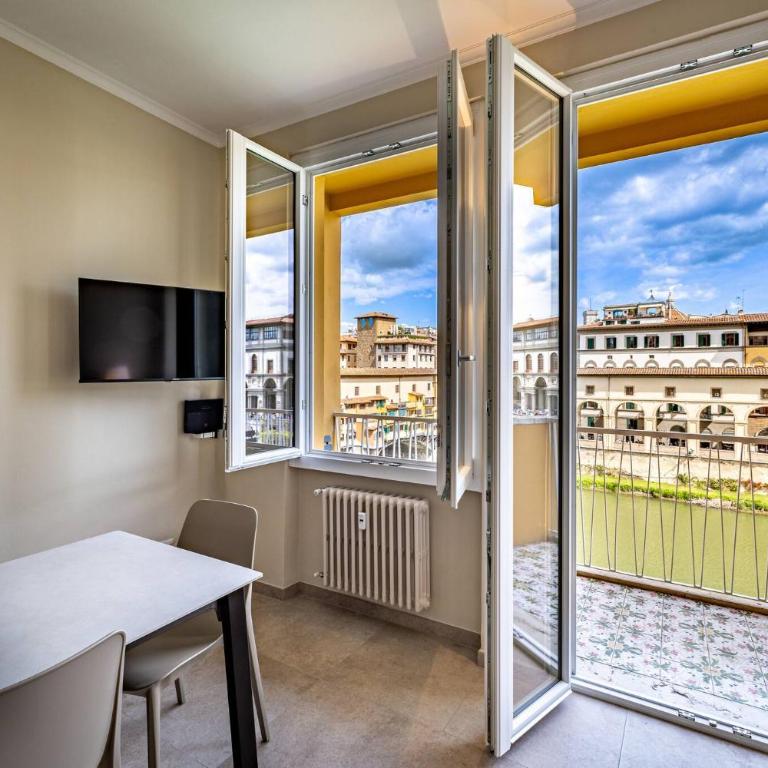 YD balcony on Pontevecchio view - Appartamento con 2 Camere da Letto - 46