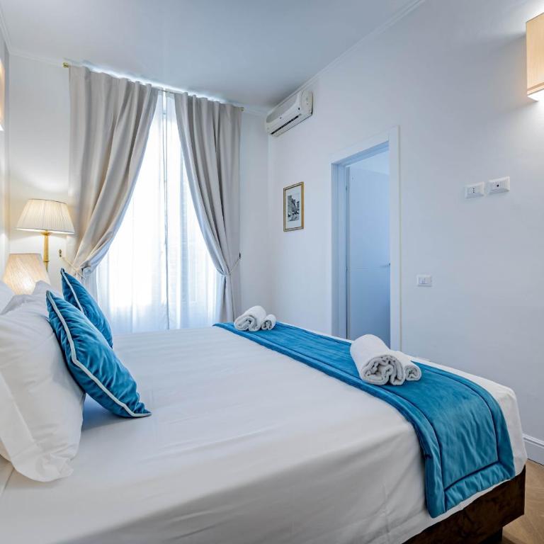 Residenza d'epoca Poliziano - King Room with Balcony - 2