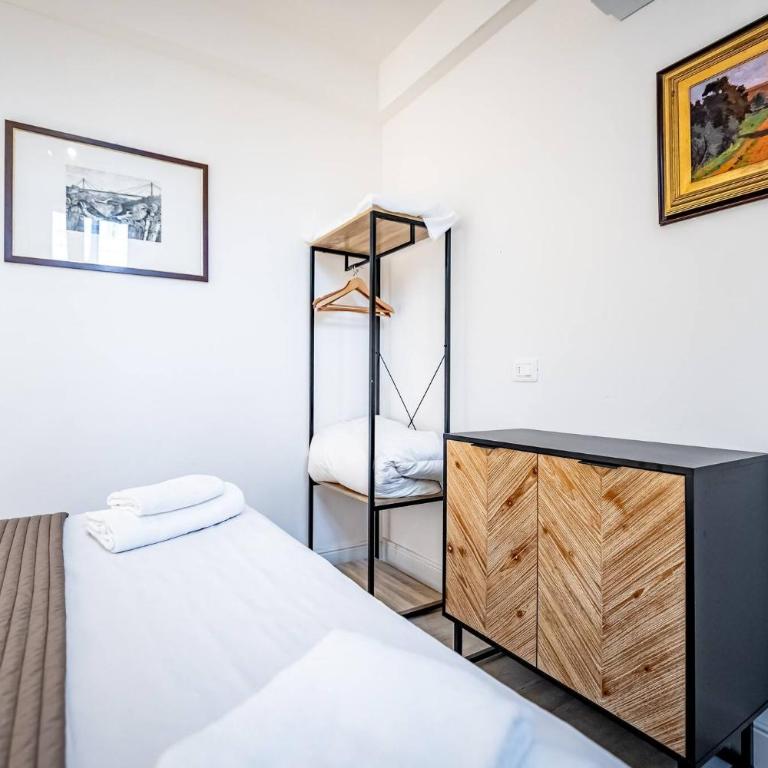 YID Donatello con terrazzo - Appartamento con 2 Camere da Letto - 21
