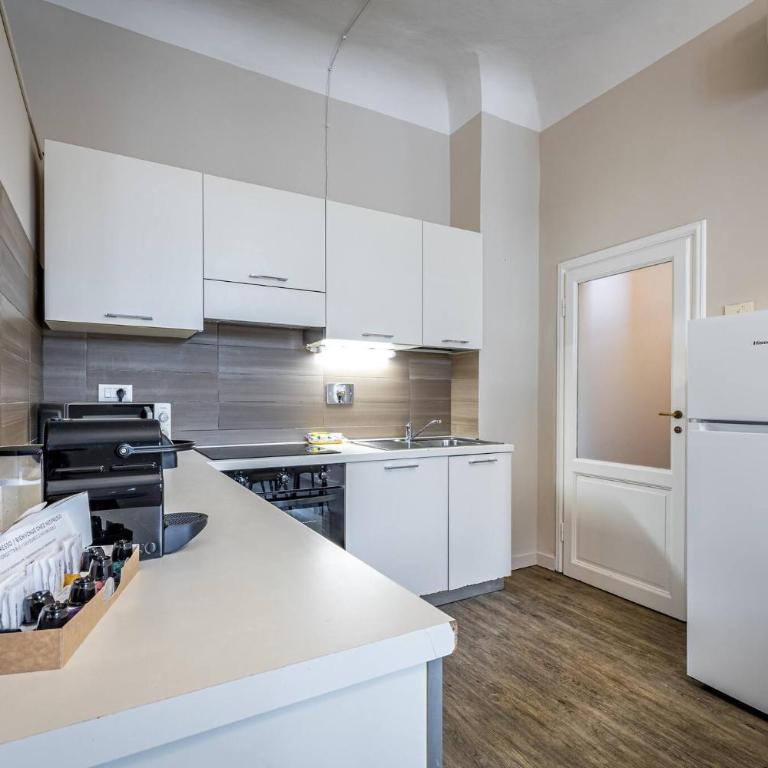 YD charming apartment near main station - Appartamento con 1 Camera da Letto - 12