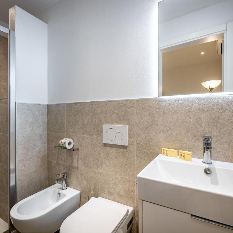 Roommo Via dei Pilastri giada - One-Bedroom Apartment - 17