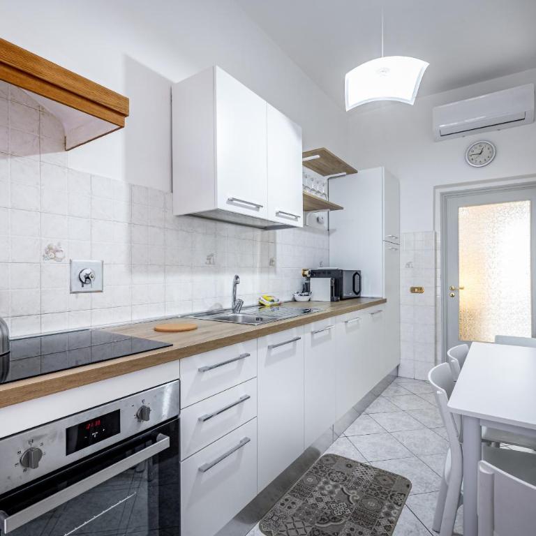 YD Bright 2 Bedrooms, Equipped Kitchen - Appartamento con 2 Camere da Letto - 24