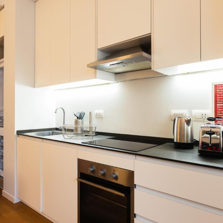 Chic Design Apt | Brera & Sempione Park Milan - Appartamento con Vista Giardino - 10