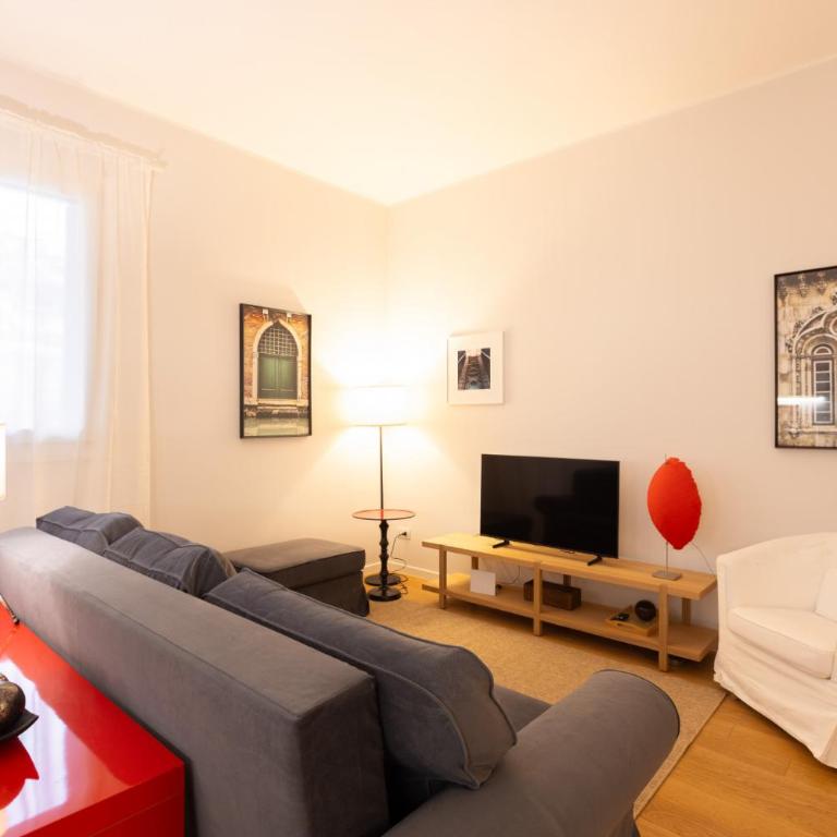 Chic Design Apt | Brera & Sempione Park Milan - Appartamento con Vista Giardino - 15
