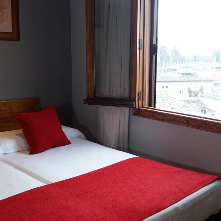 Hotel Real De Toledo - Habitación Familiar con vistas - 4