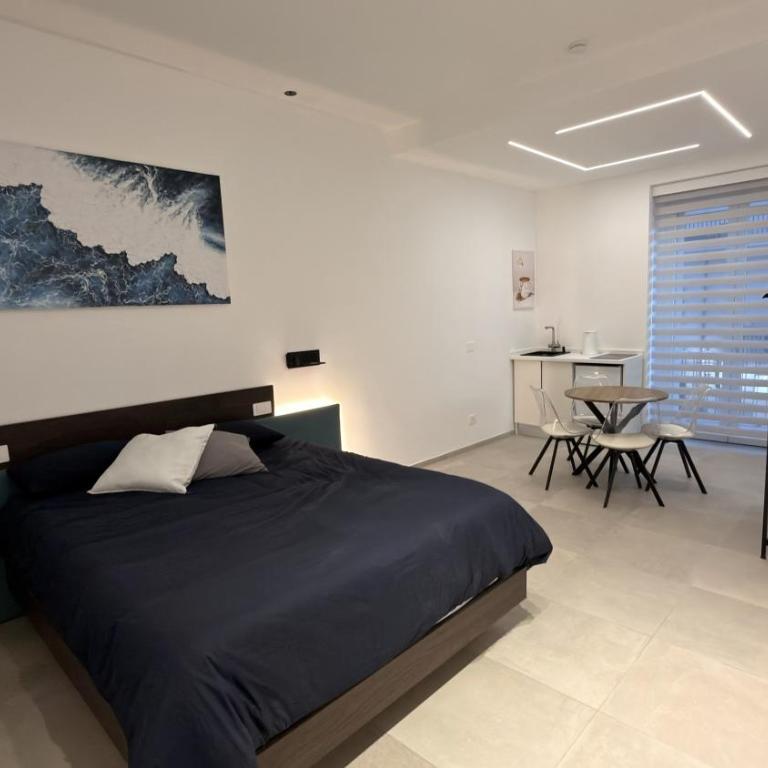 Alloggio Marino by LocazioniOK - Camera Familiare con Bagno Privato - 1