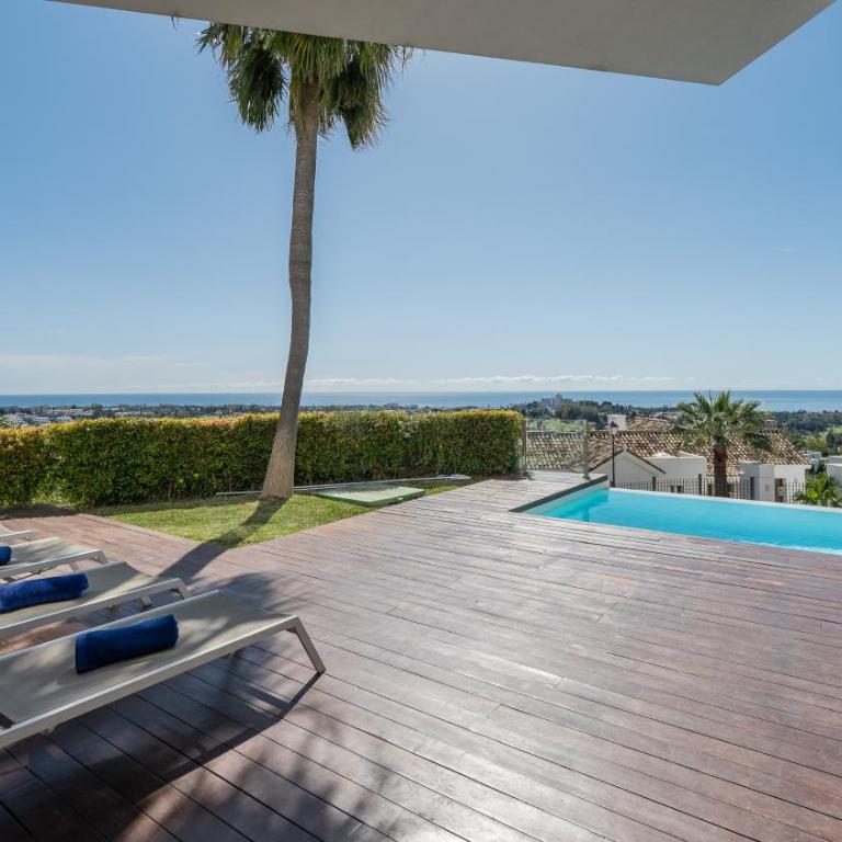 VACATION MARBELLA I Villa Paraiso The View, 6 BDR, Modern Villa, Infinity Heated Pool, Gated Community, Cinema Room, Sea View, Golf Courses - Villa con vistas al mar - 9