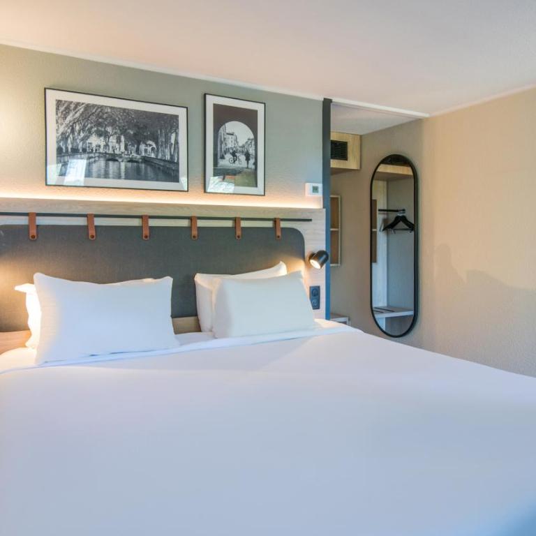 Campanile NATURE - Martigues - Chambre Lit King-Size Supérieure - 4