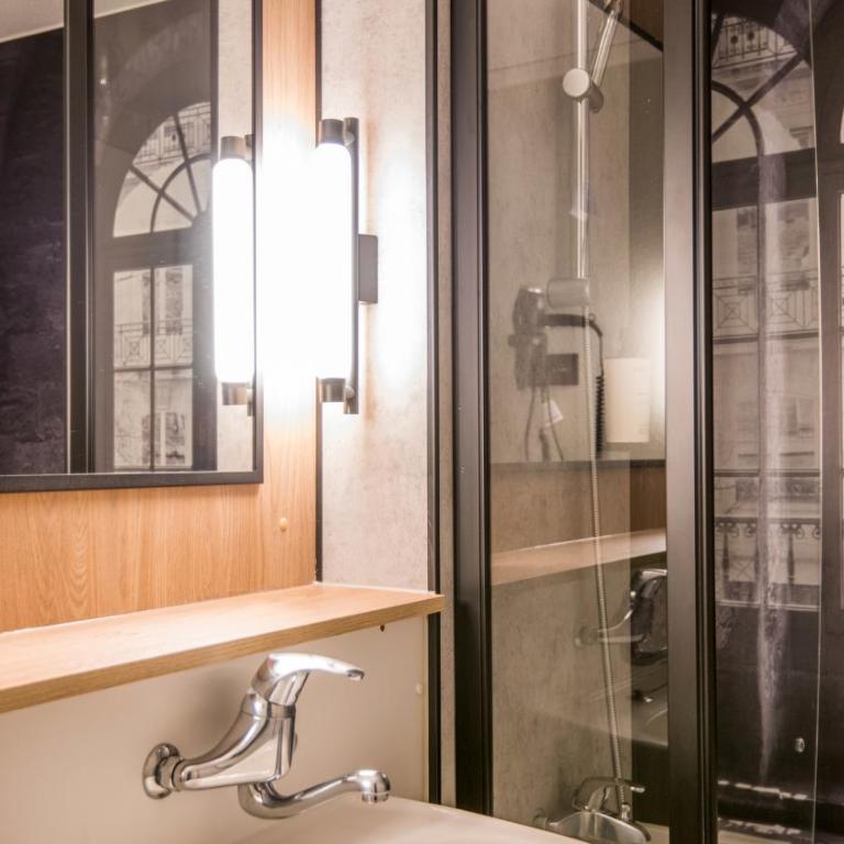 Campanile NATURE - Martigues - Chambre Lits Jumeaux - 3