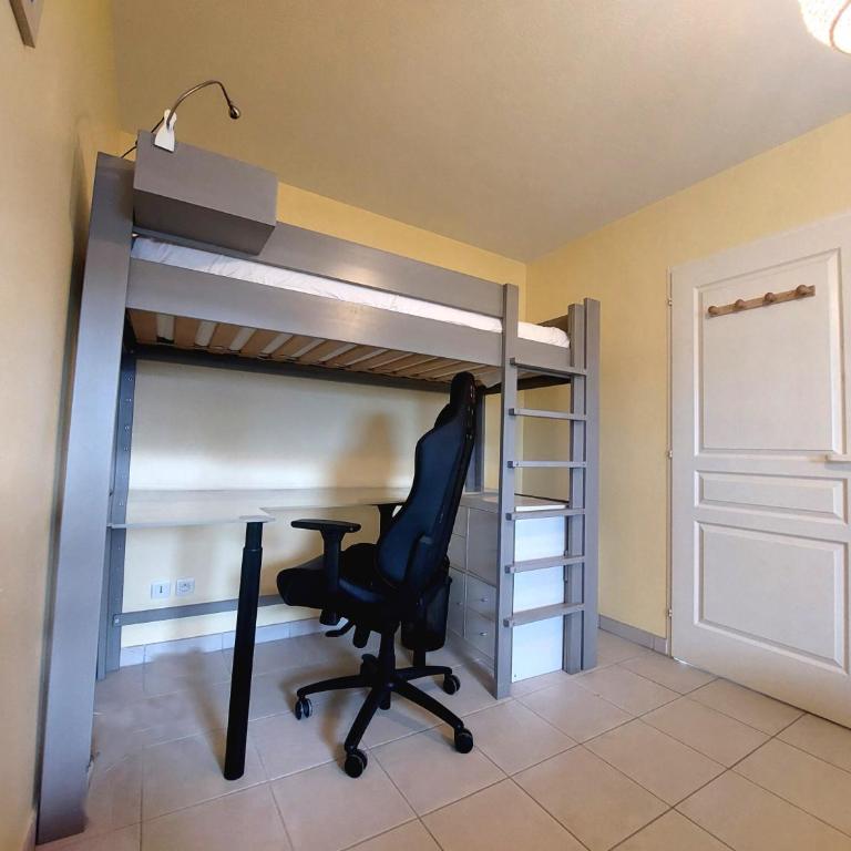 Balcon ensoleillé - Parking privé - Proche plage - Appartement 1 Chambre - 13