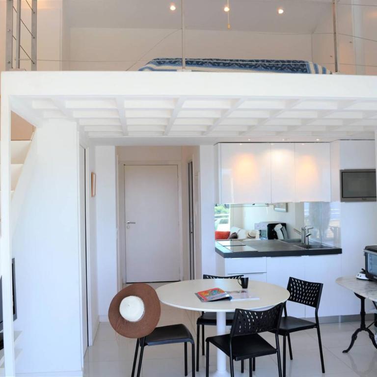 CE100-005 Studio mezzanine 5 couchages CAVALIERE - Appartement - 5