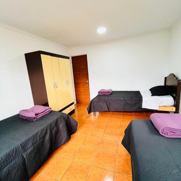 Altavista Hostal - Basic Triple Room - 13