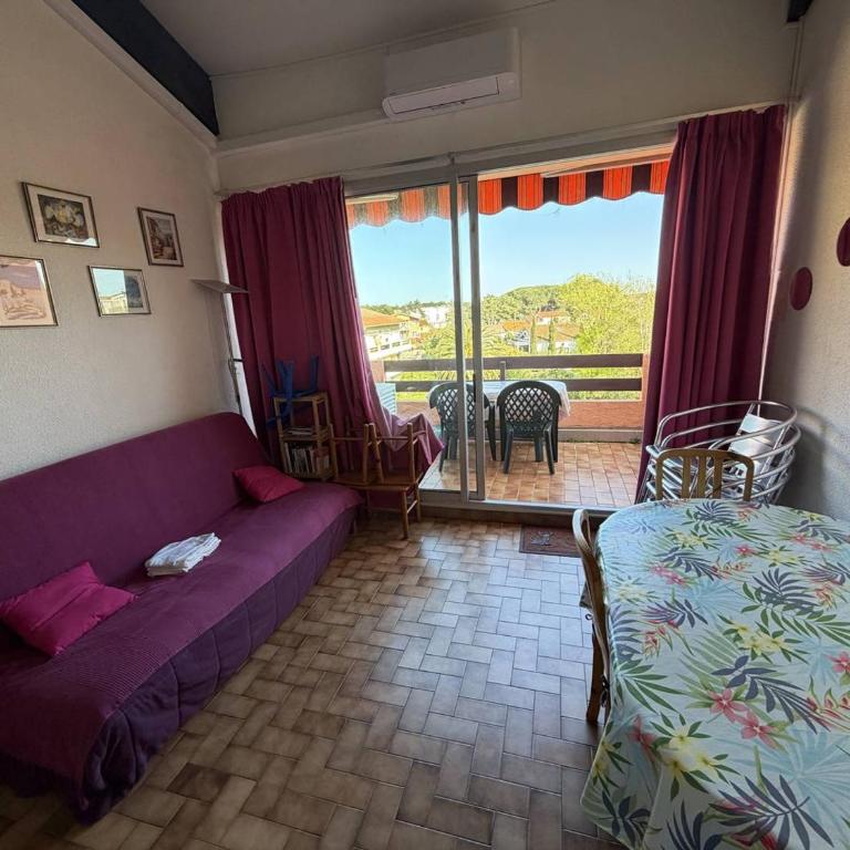 Appartement Spacieux avec Mezzanine et Parking, Proche Plage - FR-1-388-68 - Appartement (6 Adultes) - 7