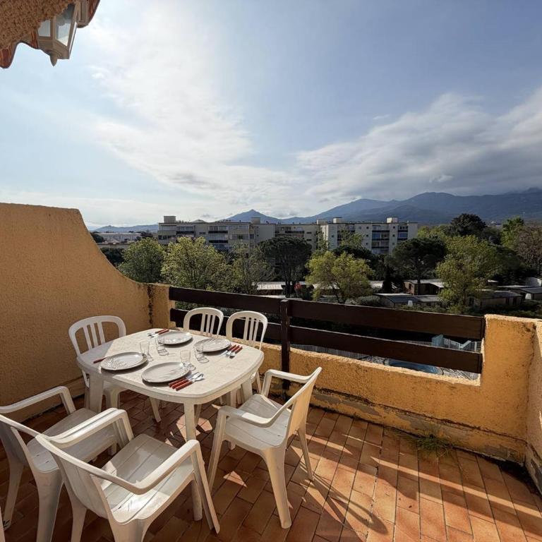 Appartement T2 Mezzanine avec Terrasse, Piscine et Parking à 300m de la Plage - Argelès-sur-Mer - FR-1-388-112 - Appartement (6 Adultes) - 2