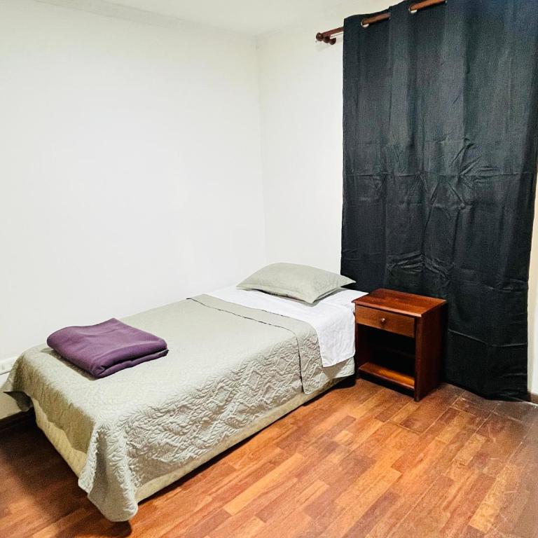 Altavista Hostal - Large Single Room - 12