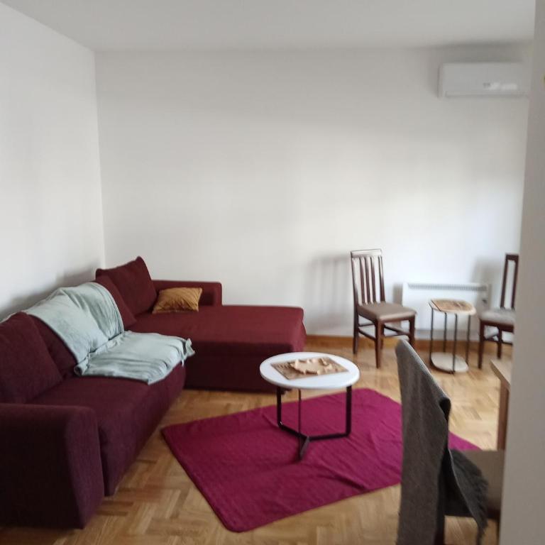 Dule - One-Bedroom Apartment - 1
