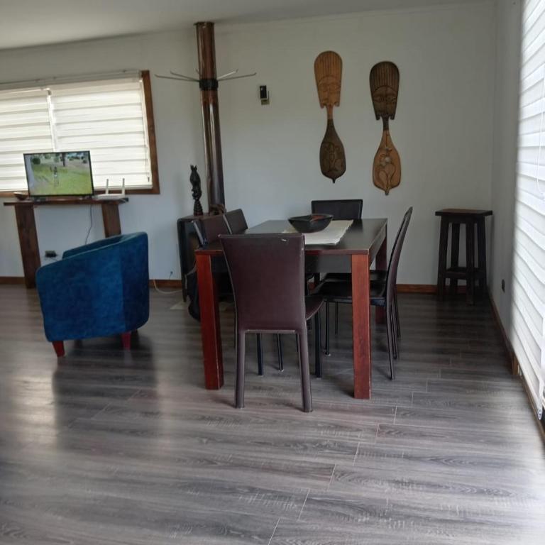 Relax Algarrobo casa con piscina, terraza y quincho - Four-Bedroom House - 34