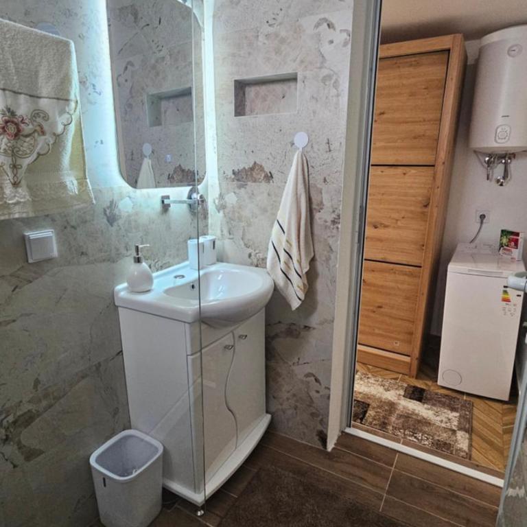 Apartman Boljević - One-Bedroom Apartment - 6