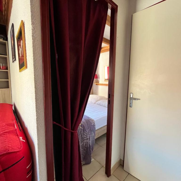 Jolie maison d'angle, pour 4 couchages, terrasse, résidence piscine commune à 400m plage de PORTIRAGNES PLAGE LRJP134 - Maisonnette - 8
