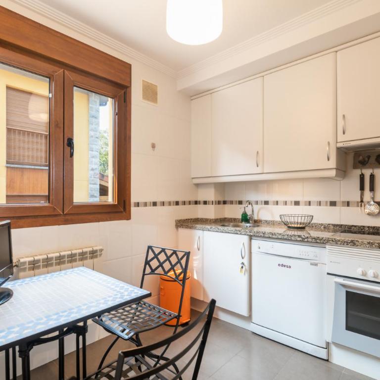Casa Llanes (Poo) cerca de la playa - Traudel - Two-Bedroom Villa - 17