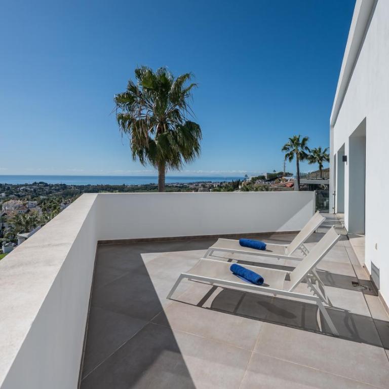 VACATION MARBELLA I Villa Paraiso The View, 6 BDR, Modern Villa, Infinity Heated Pool, Gated Community, Cinema Room, Sea View, Golf Courses - Villa con vistas al mar - 38