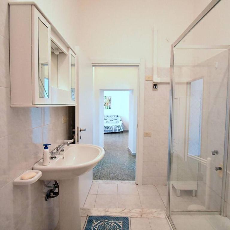 Casa Vacanze Lucia a due passi dal centro - Appartamento con 3 Camere da Letto - 35