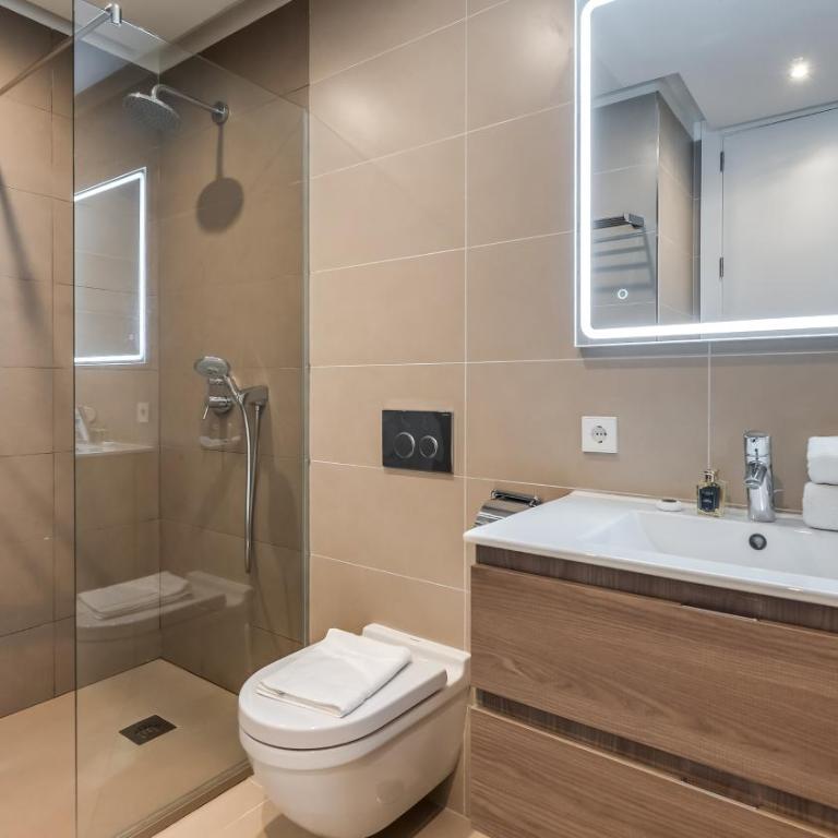 VACATION MARBELLA I Villa Paraiso The View, 6 BDR, Modern Villa, Infinity Heated Pool, Gated Community, Cinema Room, Sea View, Golf Courses - Villa con vistas al mar - 43