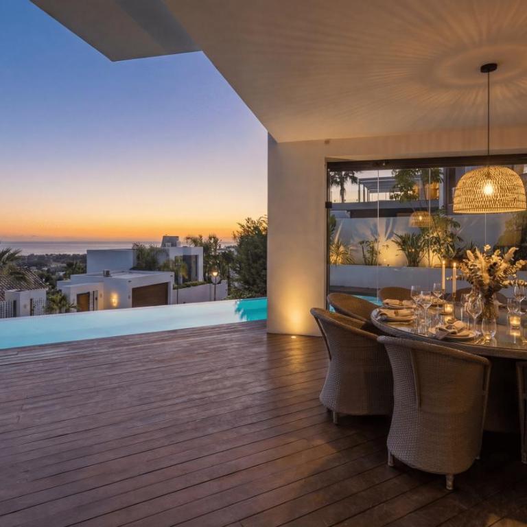VACATION MARBELLA I Villa Paraiso The View, 6 BDR, Modern Villa, Infinity Heated Pool, Gated Community, Cinema Room, Sea View, Golf Courses - Villa con vistas al mar - 48