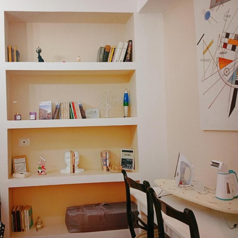 Trieste Apartment - Appartamento con 2 Camere da Letto - 27
