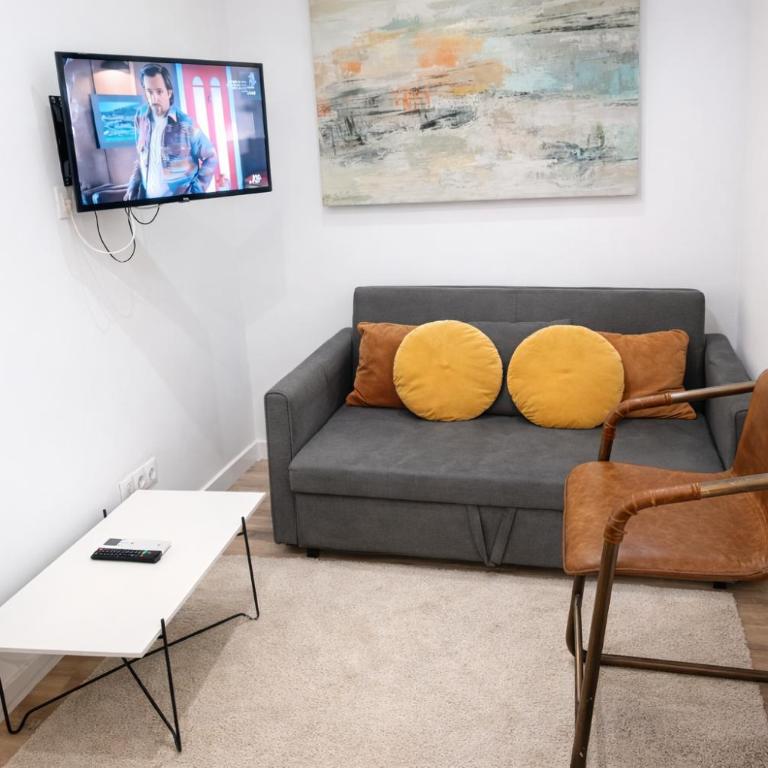 Duque de alba Madrid - Two-Bedroom Apartment - 14
