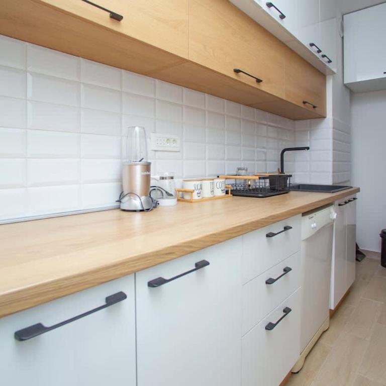 Spacious 2 Bedroom Flat near Beaches & PM - Apartman - 16