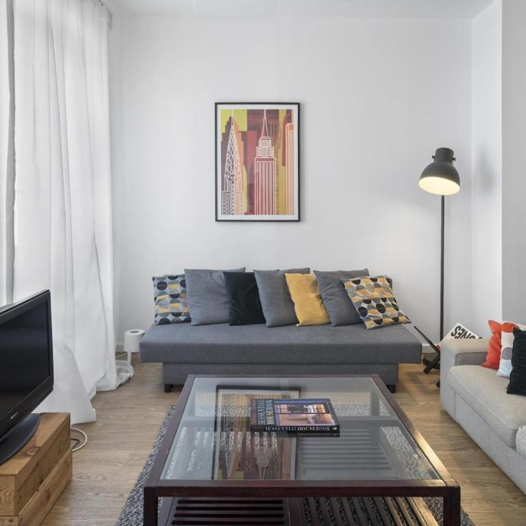 Le Loft Roquelaine - Two-Bedroom Apartment - 1