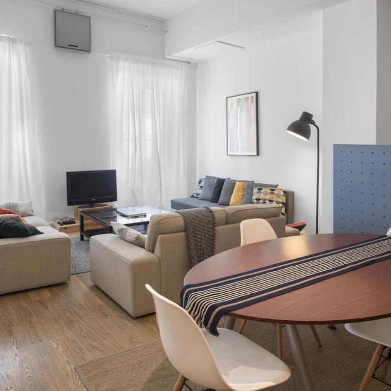 Le Loft Roquelaine - Two-Bedroom Apartment - 3