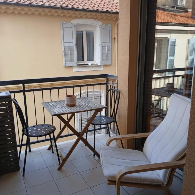 Cannes 4 Fun - Bergerie! Great place 4 summer break! - Apartment mit 2 Schlafzimmern - 4