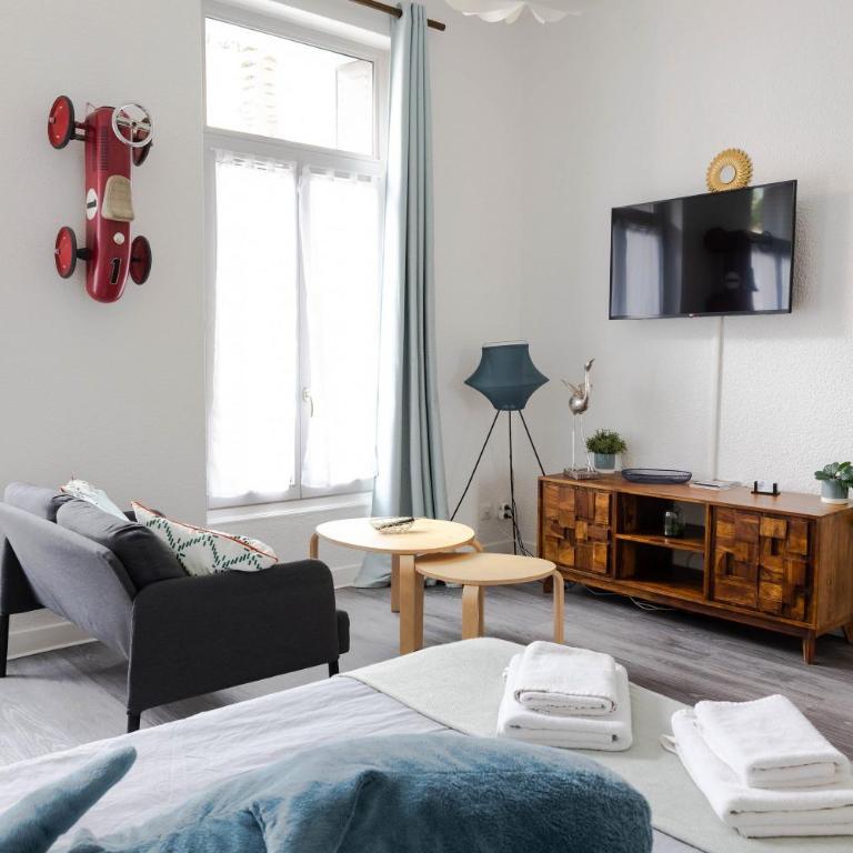 AppartUnique - Chez Murillo - Thermes - Calme & Cour - Appartement 1 Chambre - 6