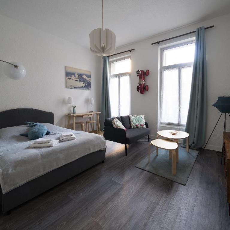 AppartUnique - Chez Murillo - Thermes - Calme & Cour - Appartement 1 Chambre - 4