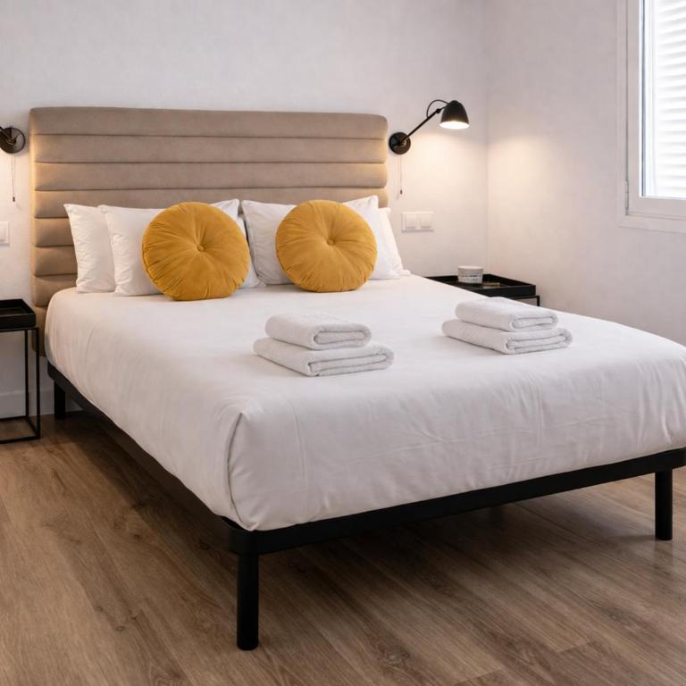 Duque de alba Madrid - Two-Bedroom Apartment - 1